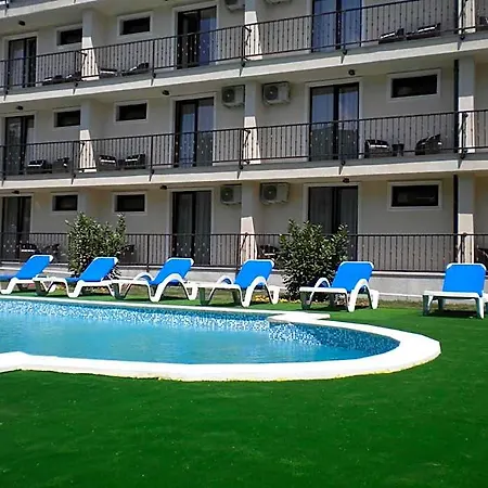 Hotel Mondial -