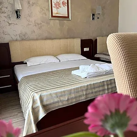 Hotel Mondial - 3*